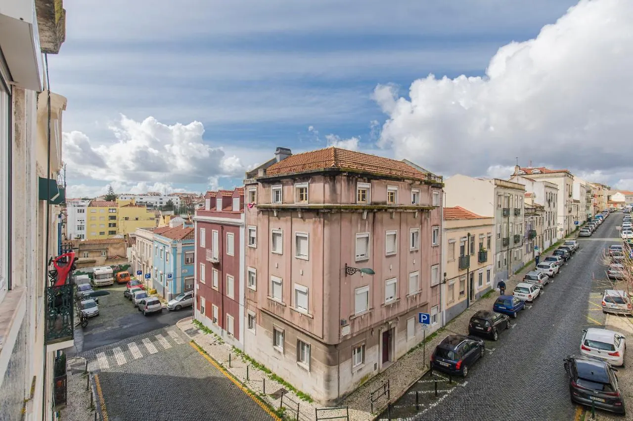 Graceful 2Bdr Duplex Apartment By Lovelystay Lisbon