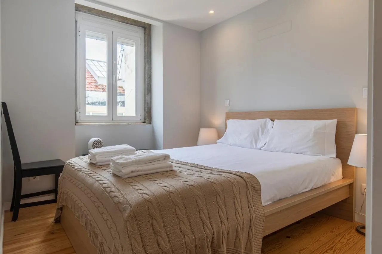 Graceful 2Bdr Duplex Apartment By Lovelystay Lisbon