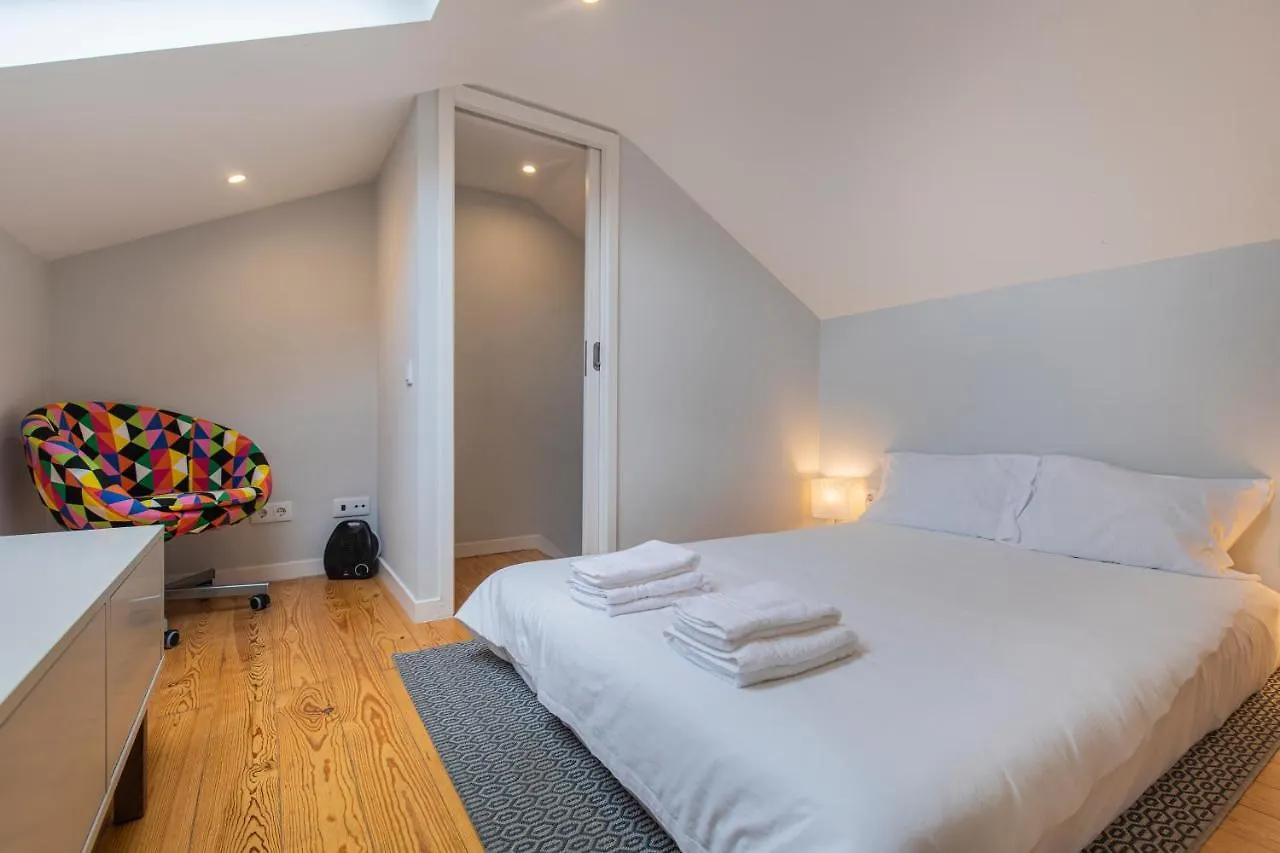 Graceful 2Bdr Duplex Apartment By Lovelystay Lisbon Portugal