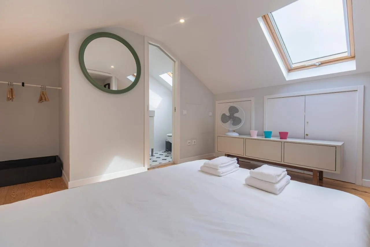Graceful 2Bdr Duplex Apartment By Lovelystay Lisbon